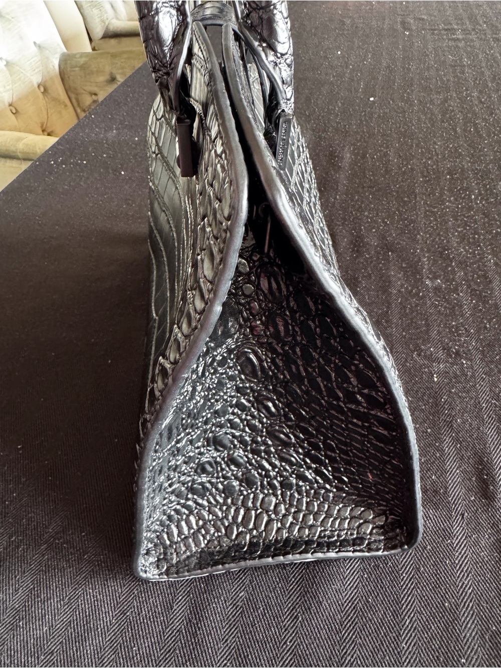 Top Handle Black Croc-Embossed Vegan Leather Bag crossbody strap - Picture 11 of 12